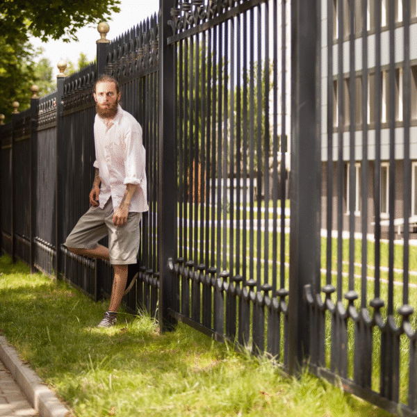 How to Choose the Right Residential Fencing Services