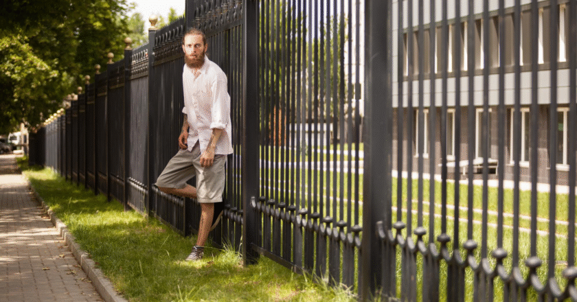 How to Choose the Right Residential Fencing Services