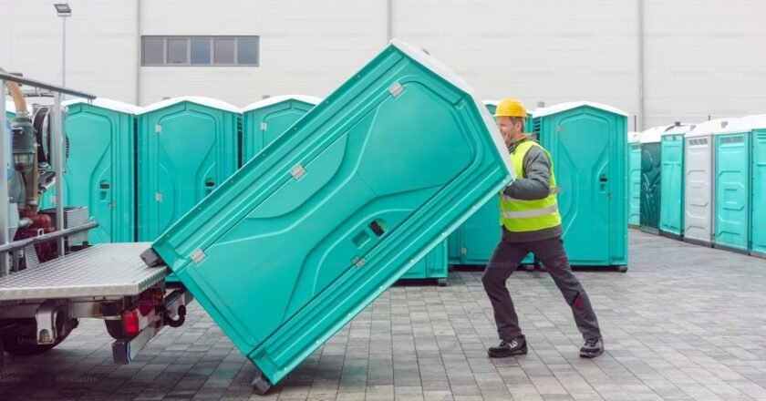 5 Benefits Of Renting A Portable Potty For Your Outdoor Function